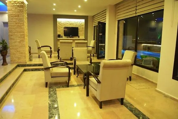 Koz Eliba Hotel Çeşme